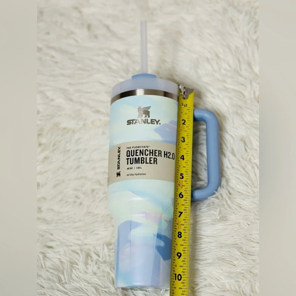 Stanley 40 oz. Quencher H2.0 FlowState Tumbler Cool Serene Brushstroke - Picture 10 of 14